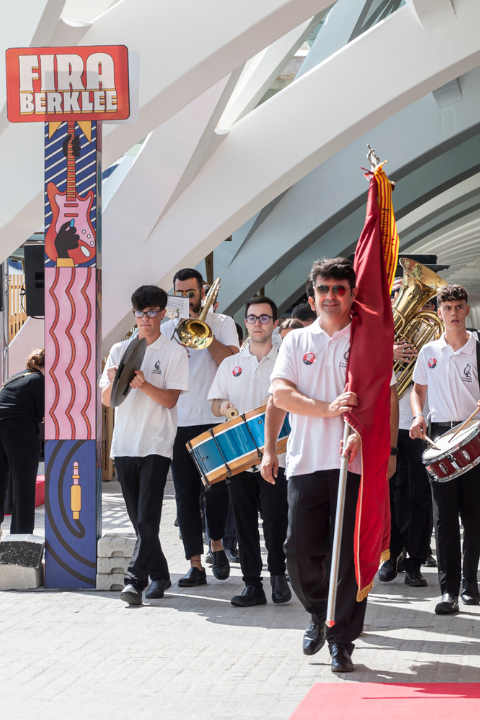 Valencian music band performs ar La Fira de Berklee