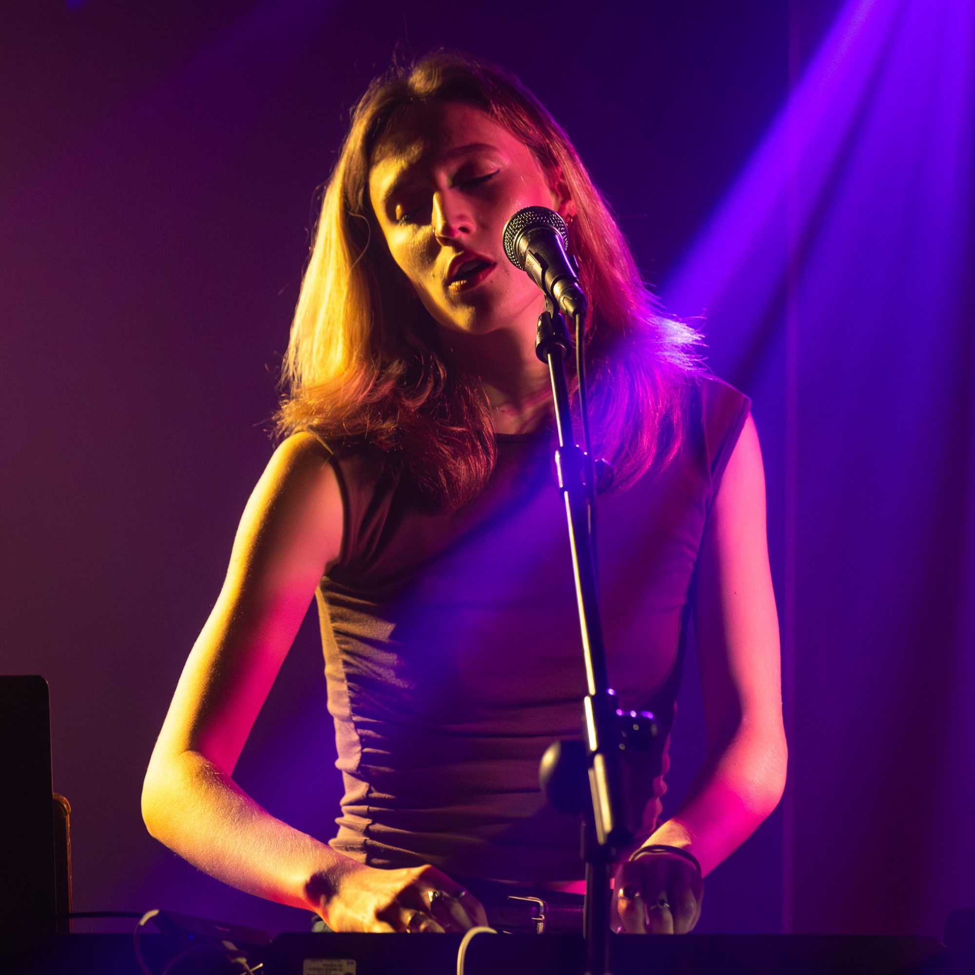 A student performs at the Music Production, Technology, and Innovation Fall Showcase 